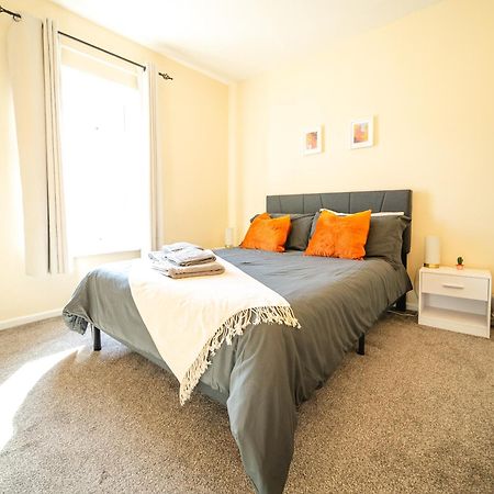 Cosy Home In Reading, Berkshire Exteriör bild