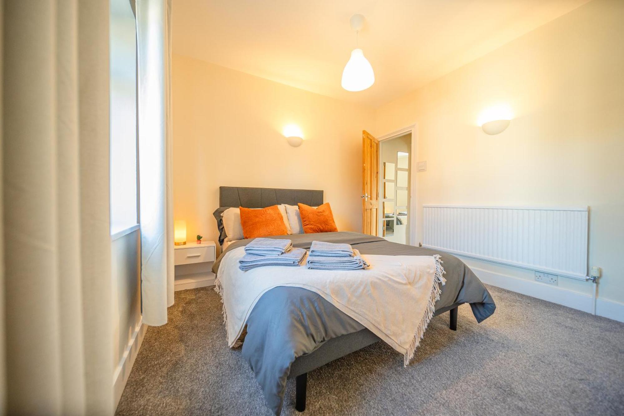 Cosy Home In Reading, Berkshire Exteriör bild